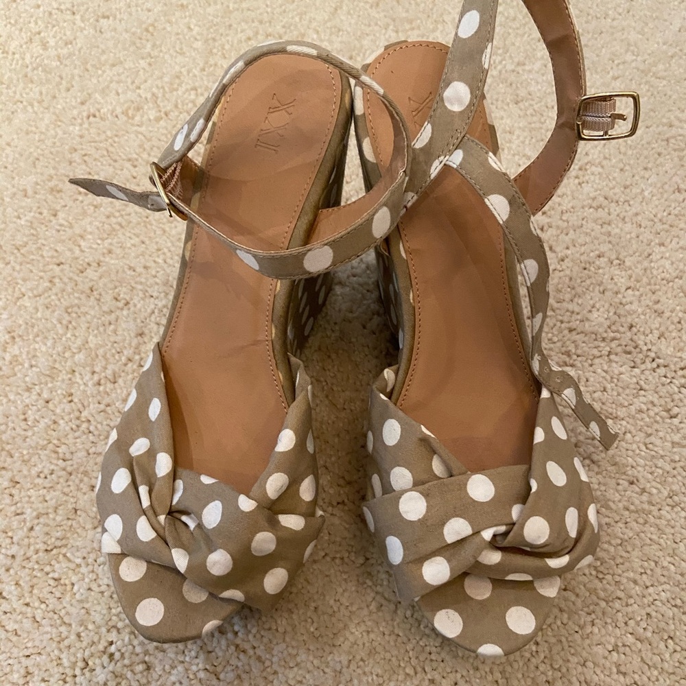 XXII Nude/White Polkda Dot Wedges